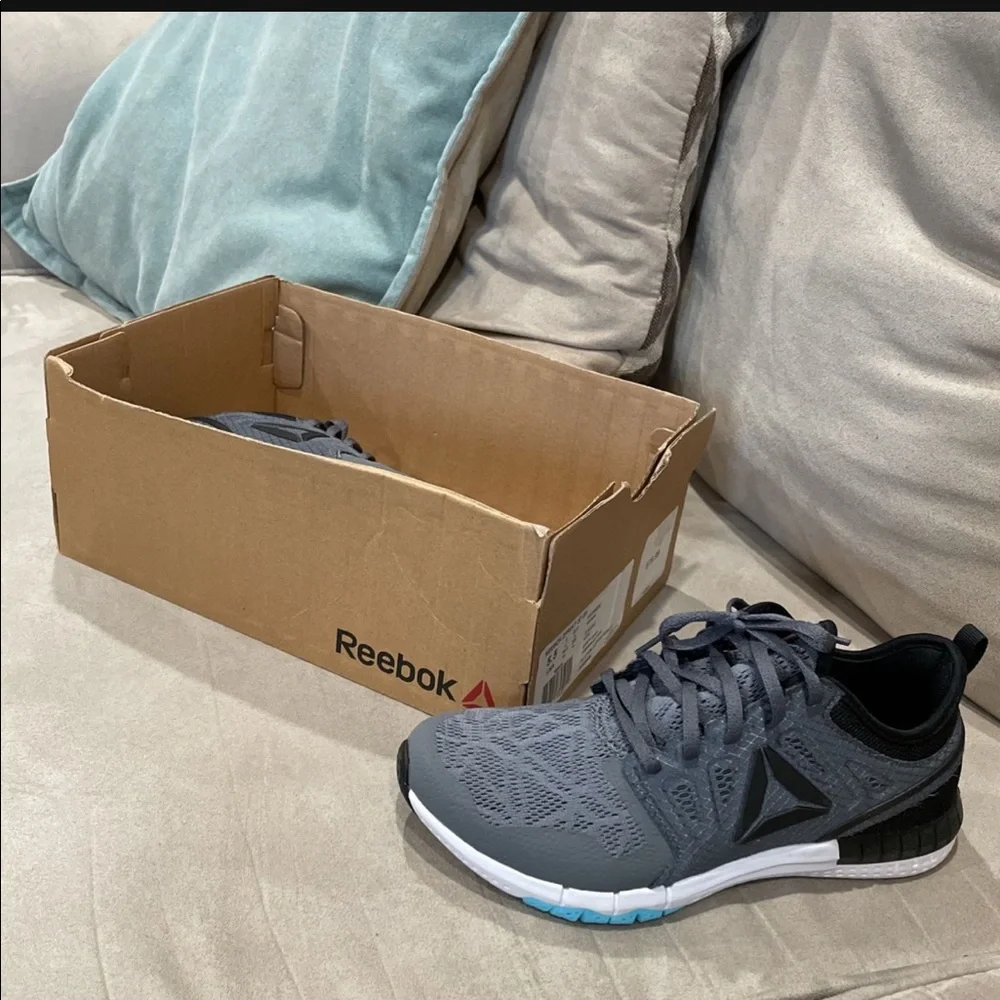 Like New Reebok - Picture 2 of 2